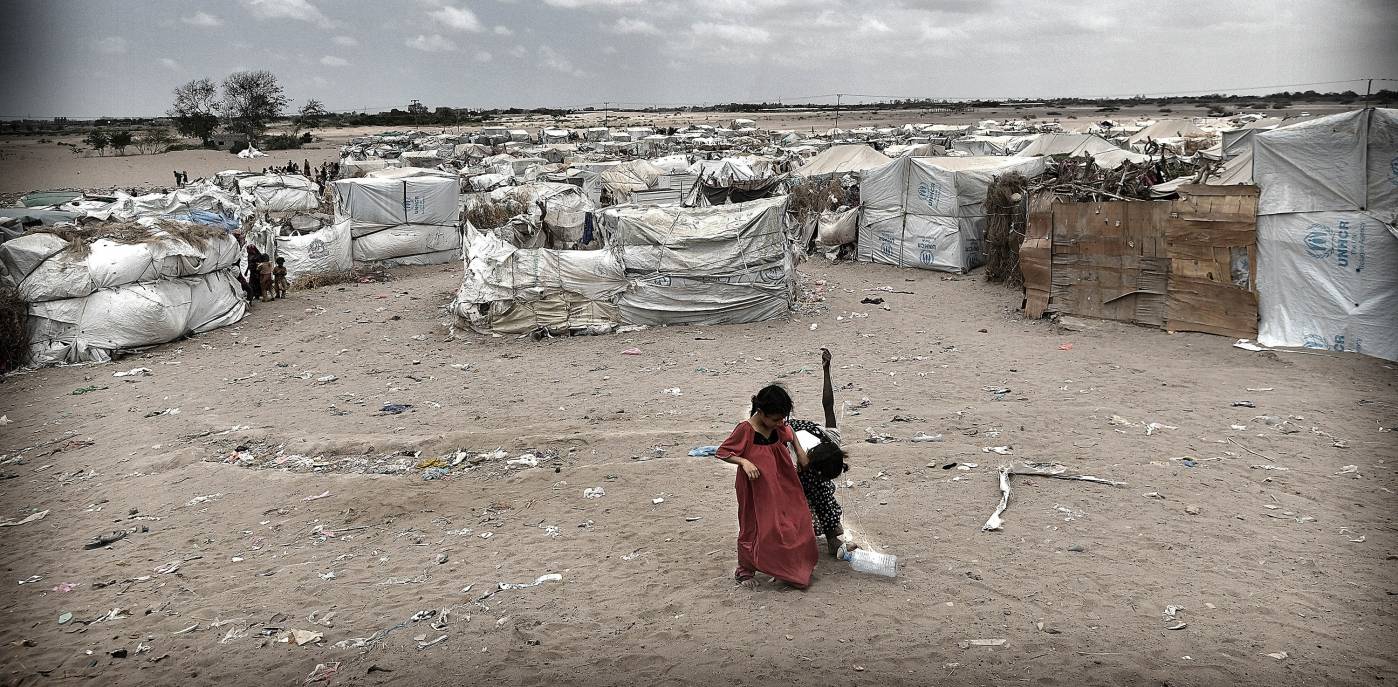 Billedet viser al-Mushkafah flygtningelejren nord for byen Aden i Yemen. Foto: VG / Harald Henden
